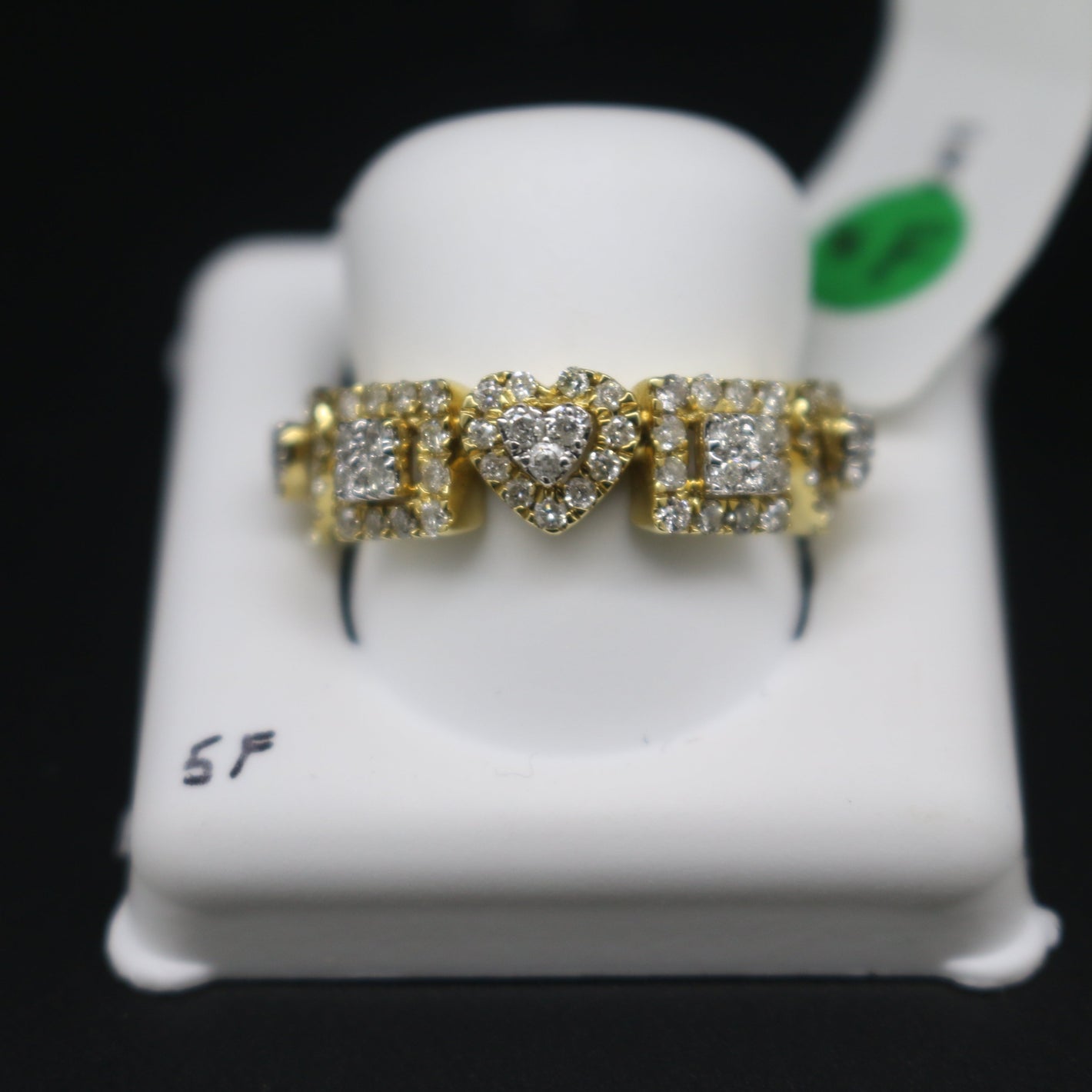 Women's Diamond Ring F5