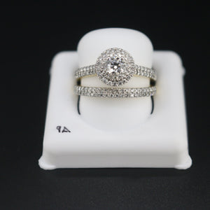 WOMEN'S DIAMOND RINGS A9