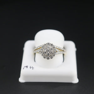 WOMEN'S DIAMOND RINGS H19