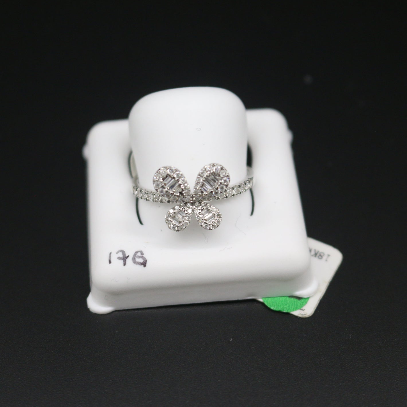 Women's Diamond Ring G17