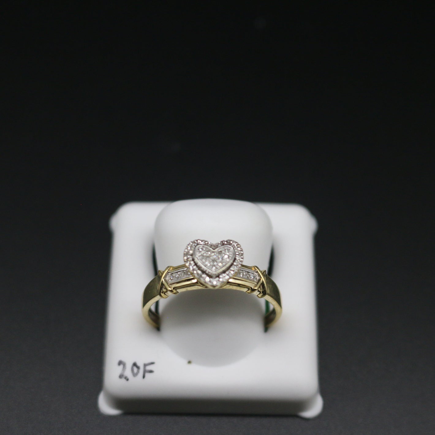 Women's Diamond Ring F20