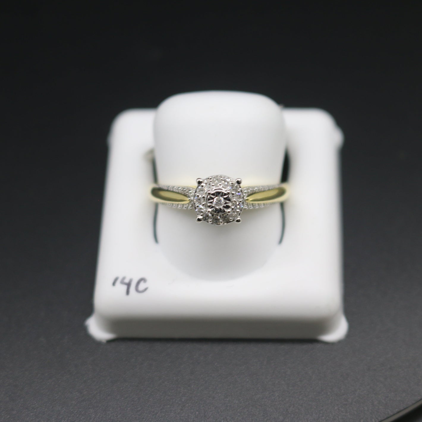 Women's Diamond Ring C14