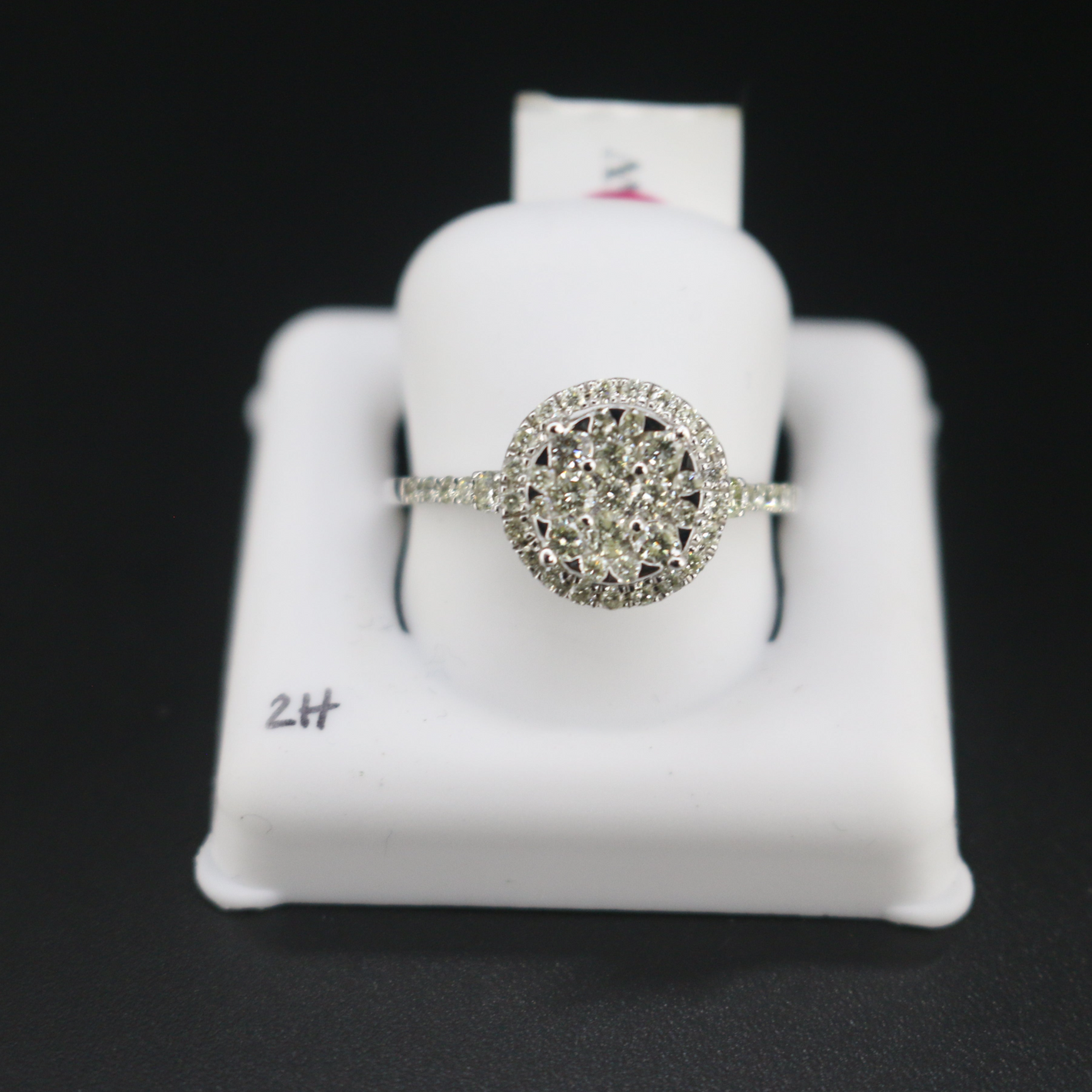 WOMEN'S DIAMOND RINGS H2