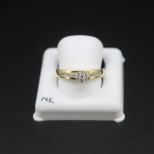 WOMEN'S DIAMOND RINGS K14