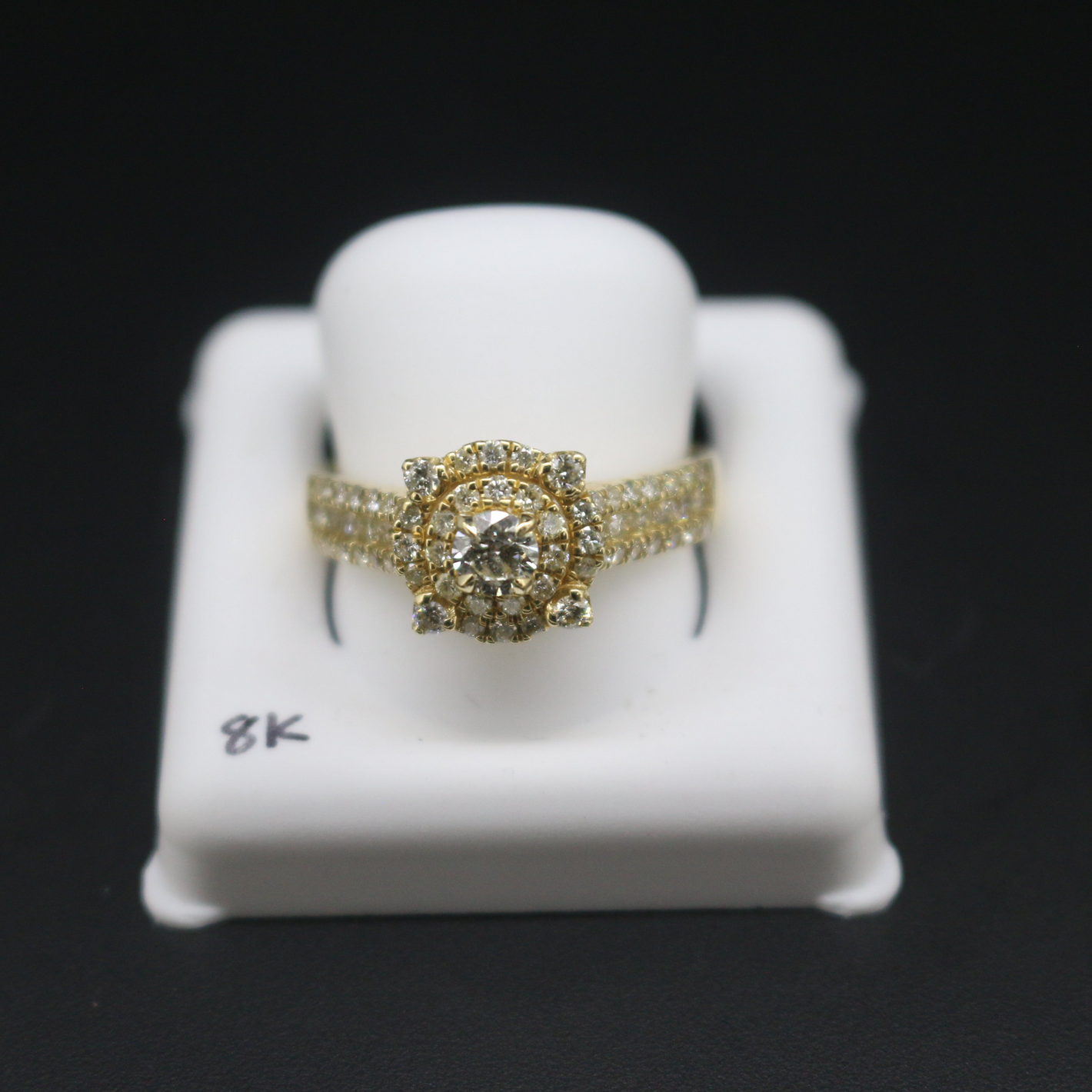 Women's Diamond Ring K8