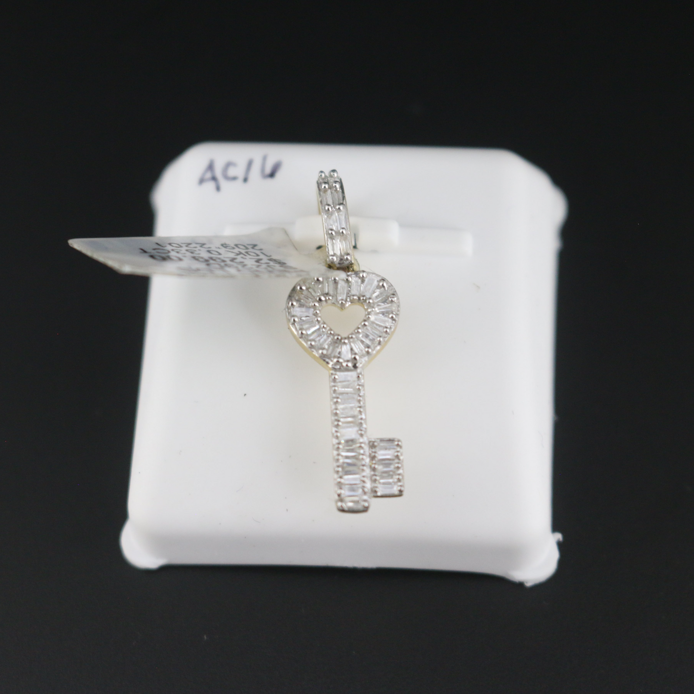 Women's Diamonds Pendants AC16