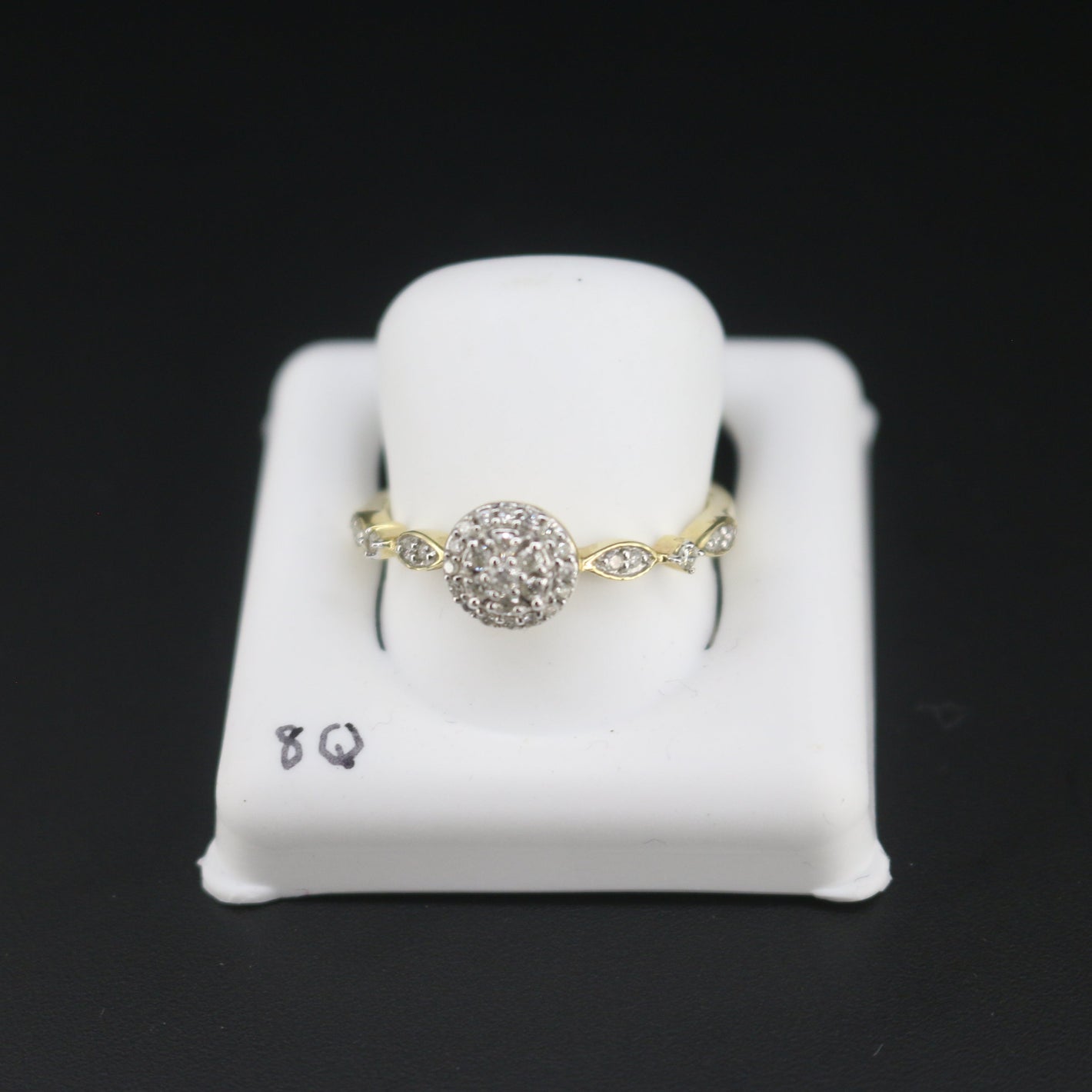 WOMEN'S DIAMOND RINGS Q8