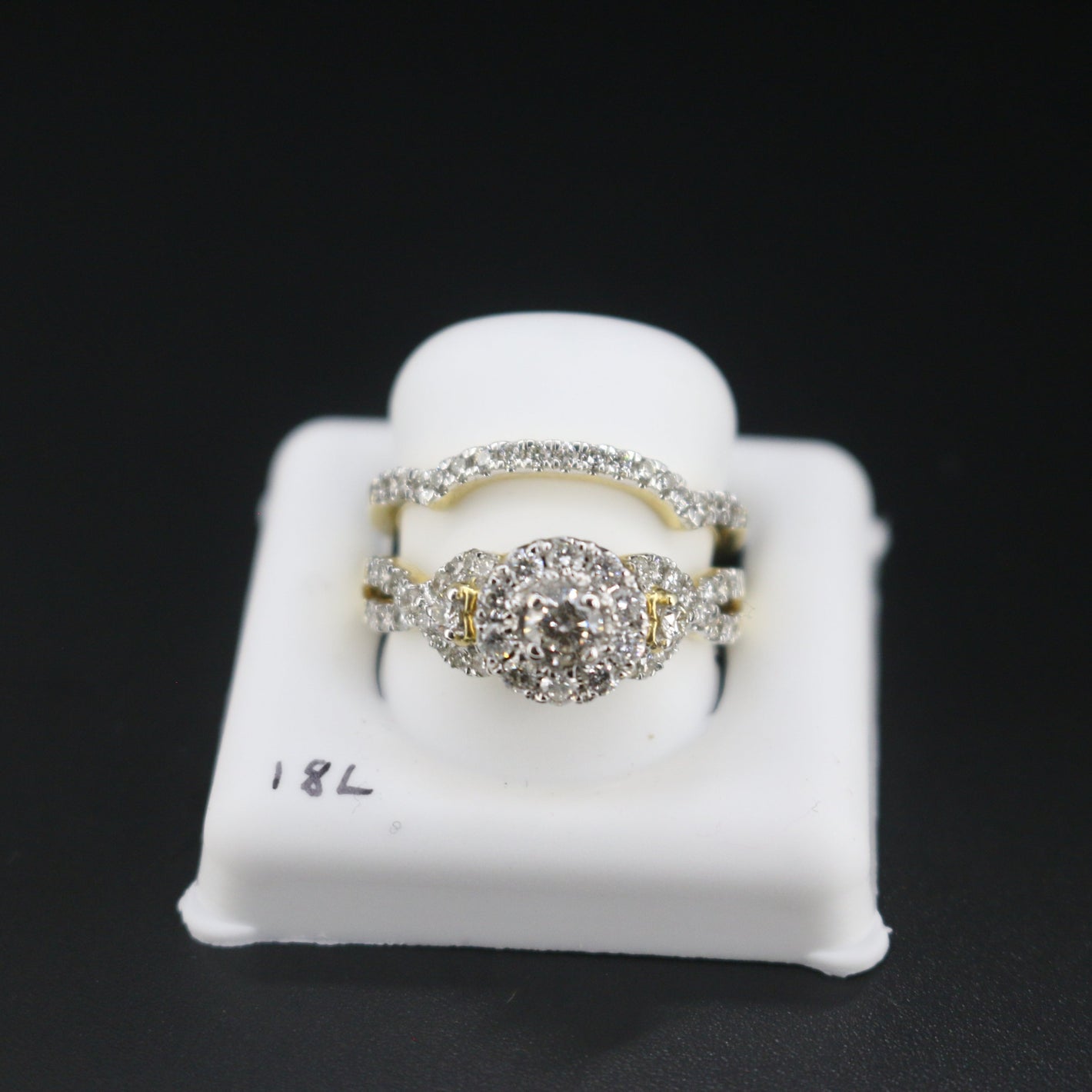 WOMEN'S DIAMOND RINGS L18