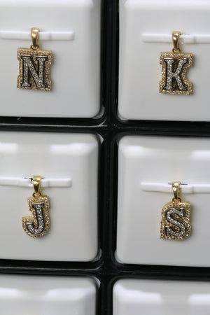 Pendants Letras 10k con Diamants